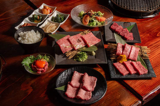 謹んで新年のご挨拶を申し上げます。