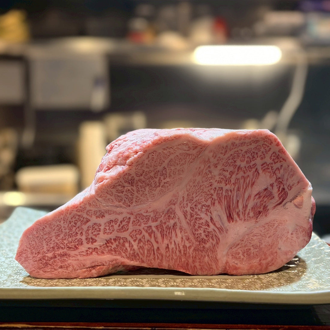 思わず息をのむ、極上サーロイン。